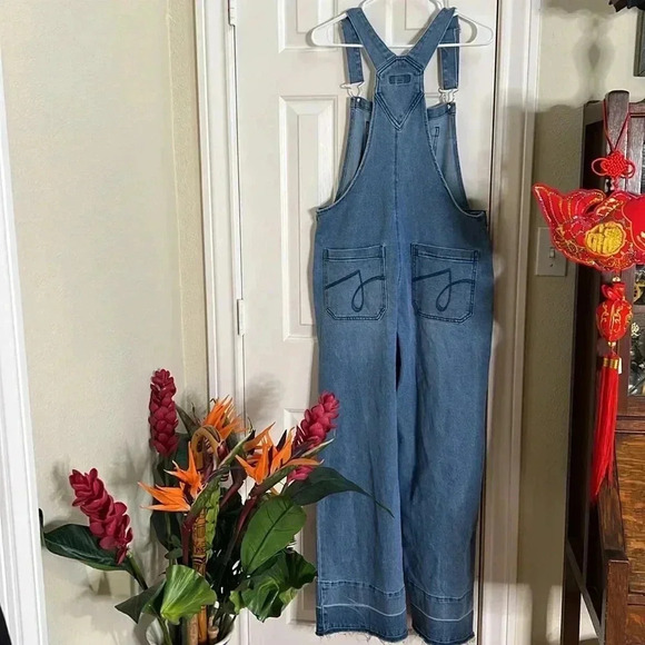 JUICY COUTURE DENIM WIDE LEG OVERALL WITH RELEASE HEM in Medium Wash medium - Picture 8 of 12